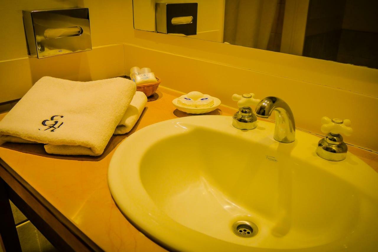 Elegance Hotel Tandil Habitación foto