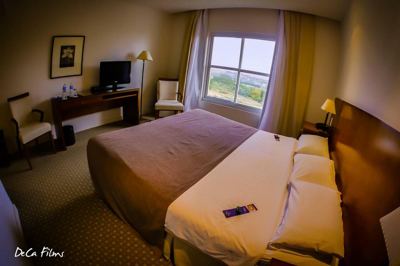 Elegance Hotel Tandil Habitación foto